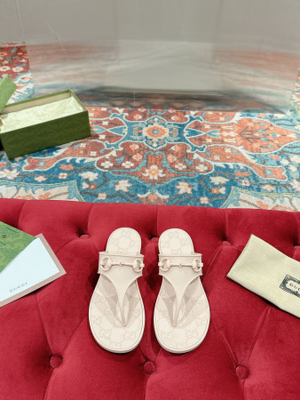 ua G*u*i women's thong sandal with horsebit brown