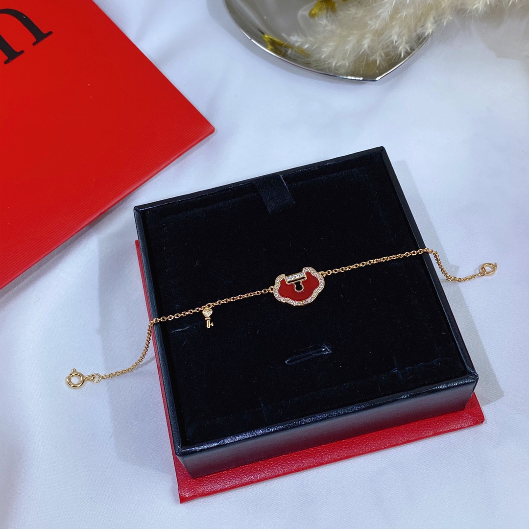 Qeelin Large Ruyi Lock Bracelet