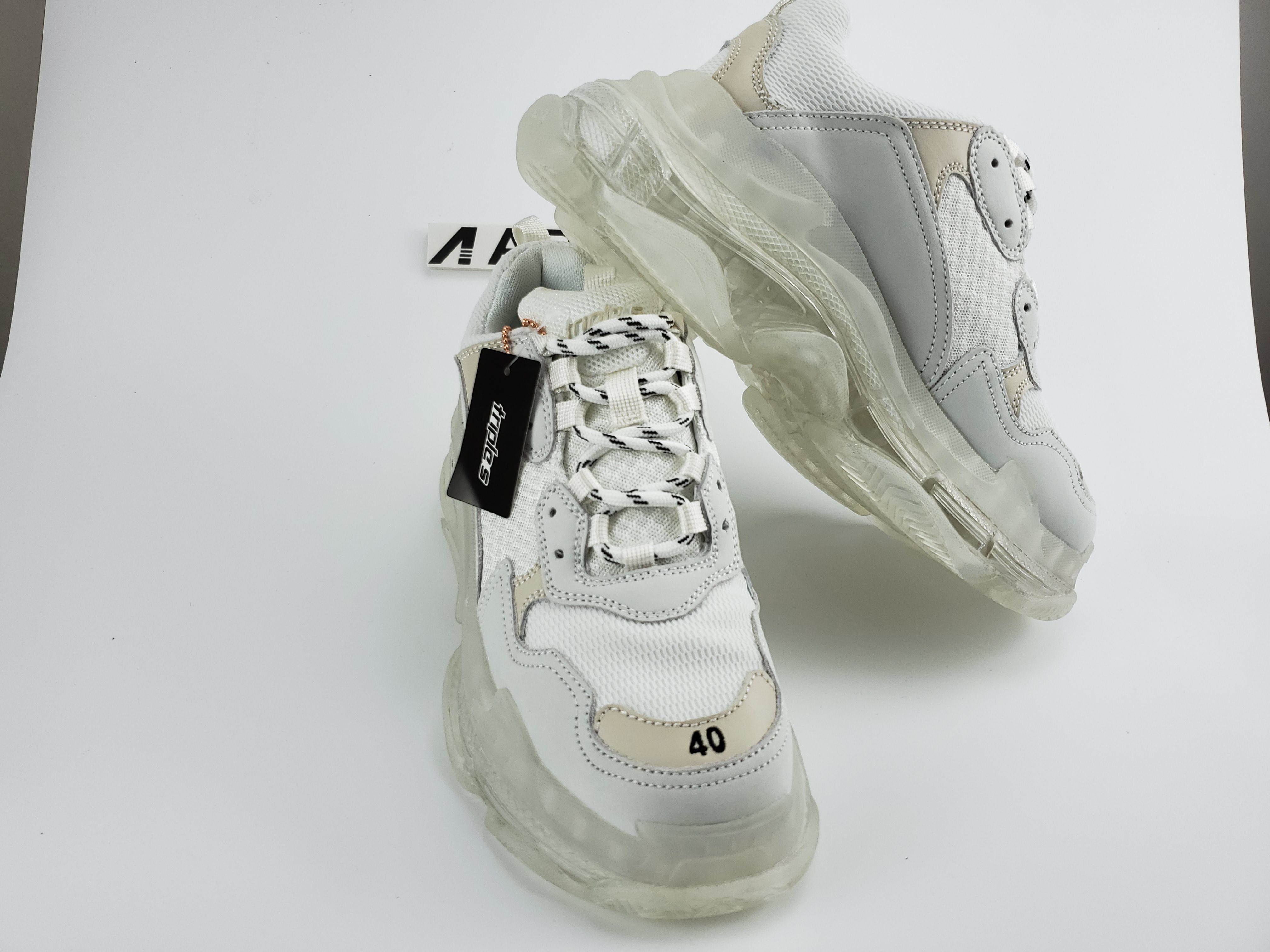 Balenciga Triple S Clear Sole White