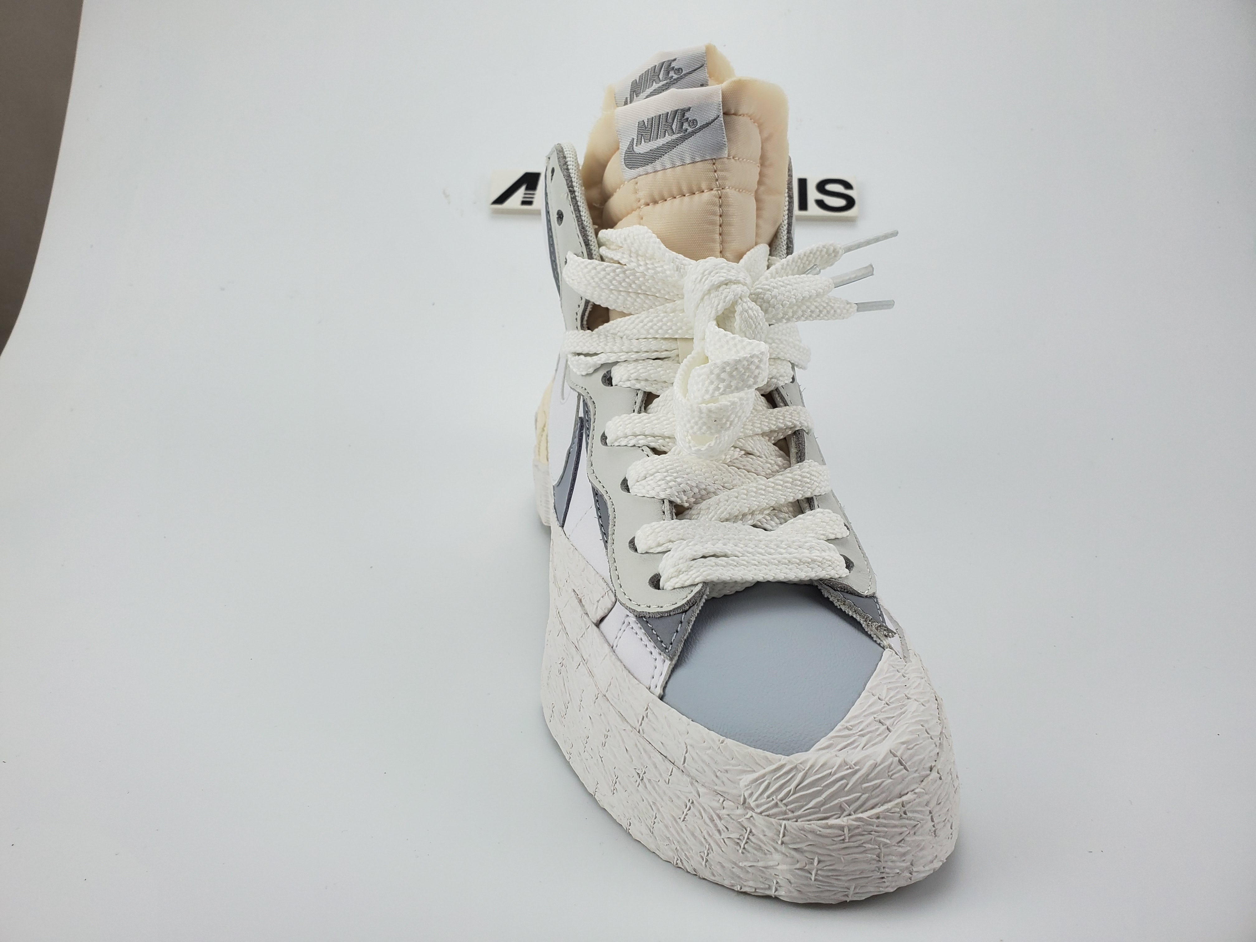 Nike Blazer High Sacai White Grey