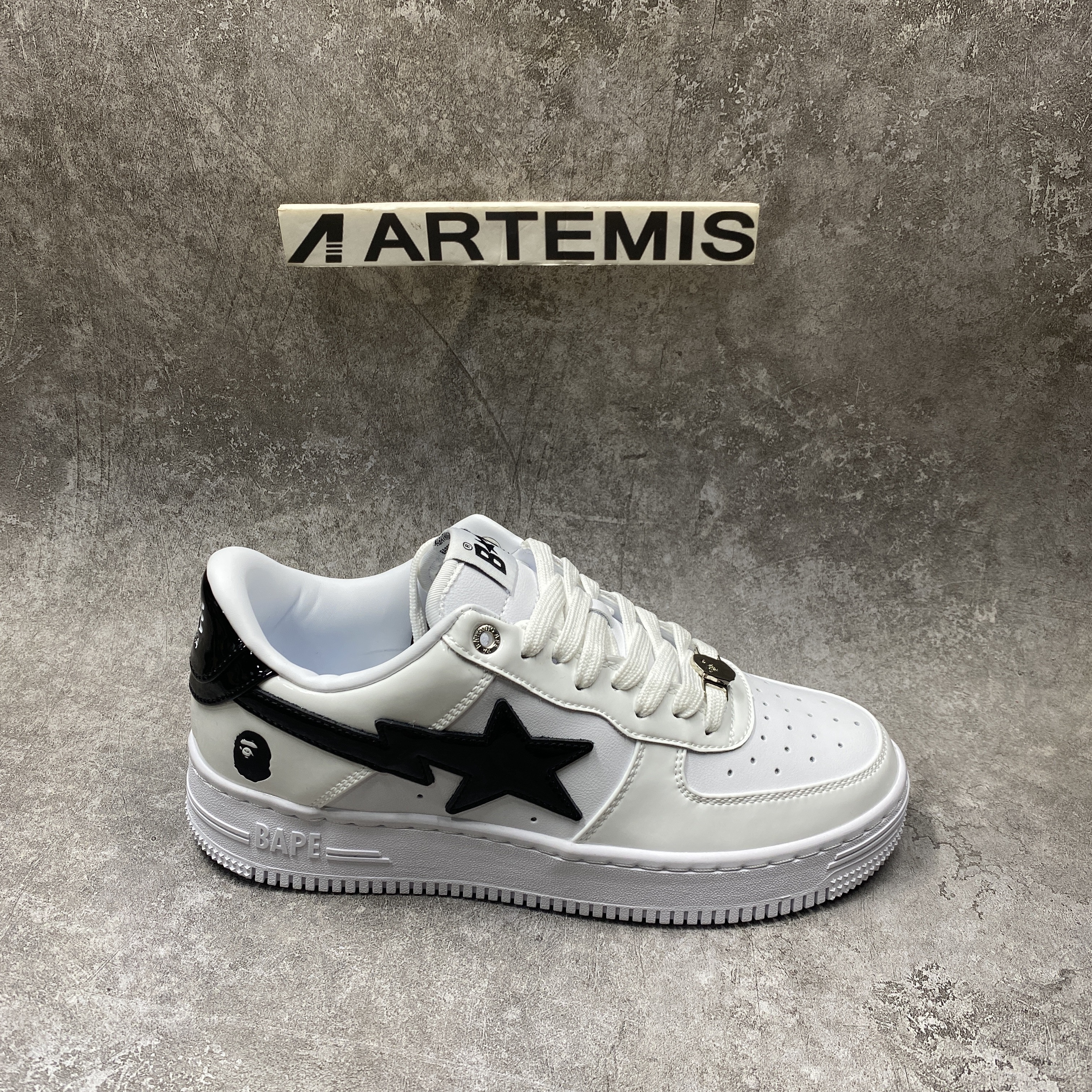 BP Sta  Low White Black