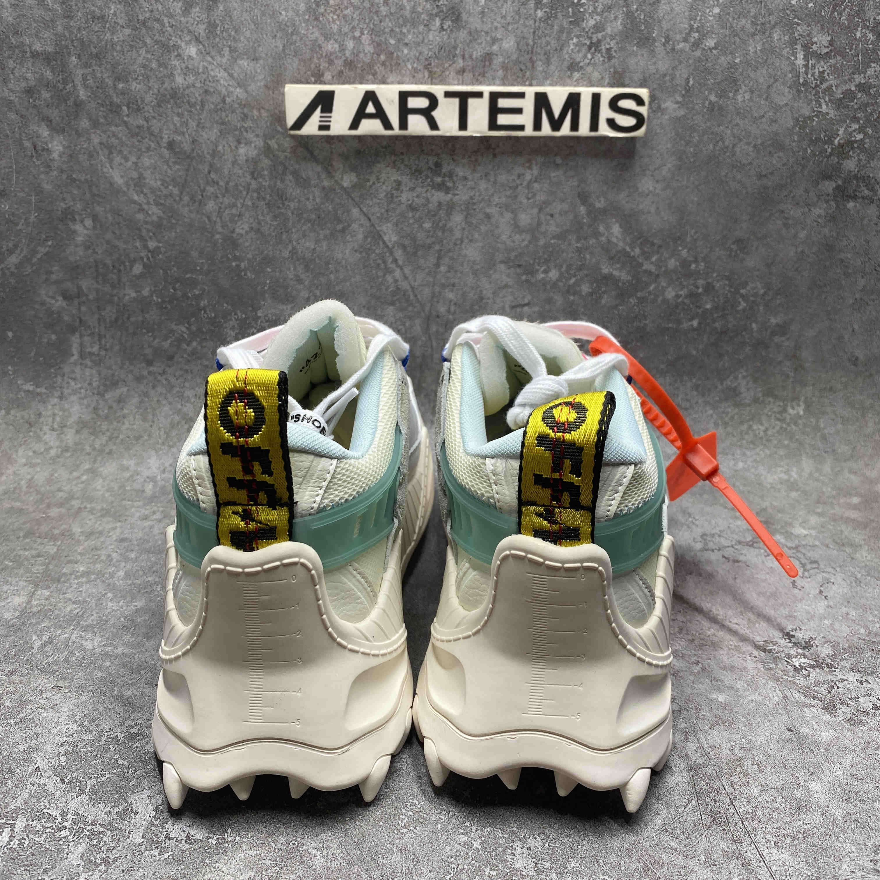 UA Off-White Odsy-1000 White Pale Blue