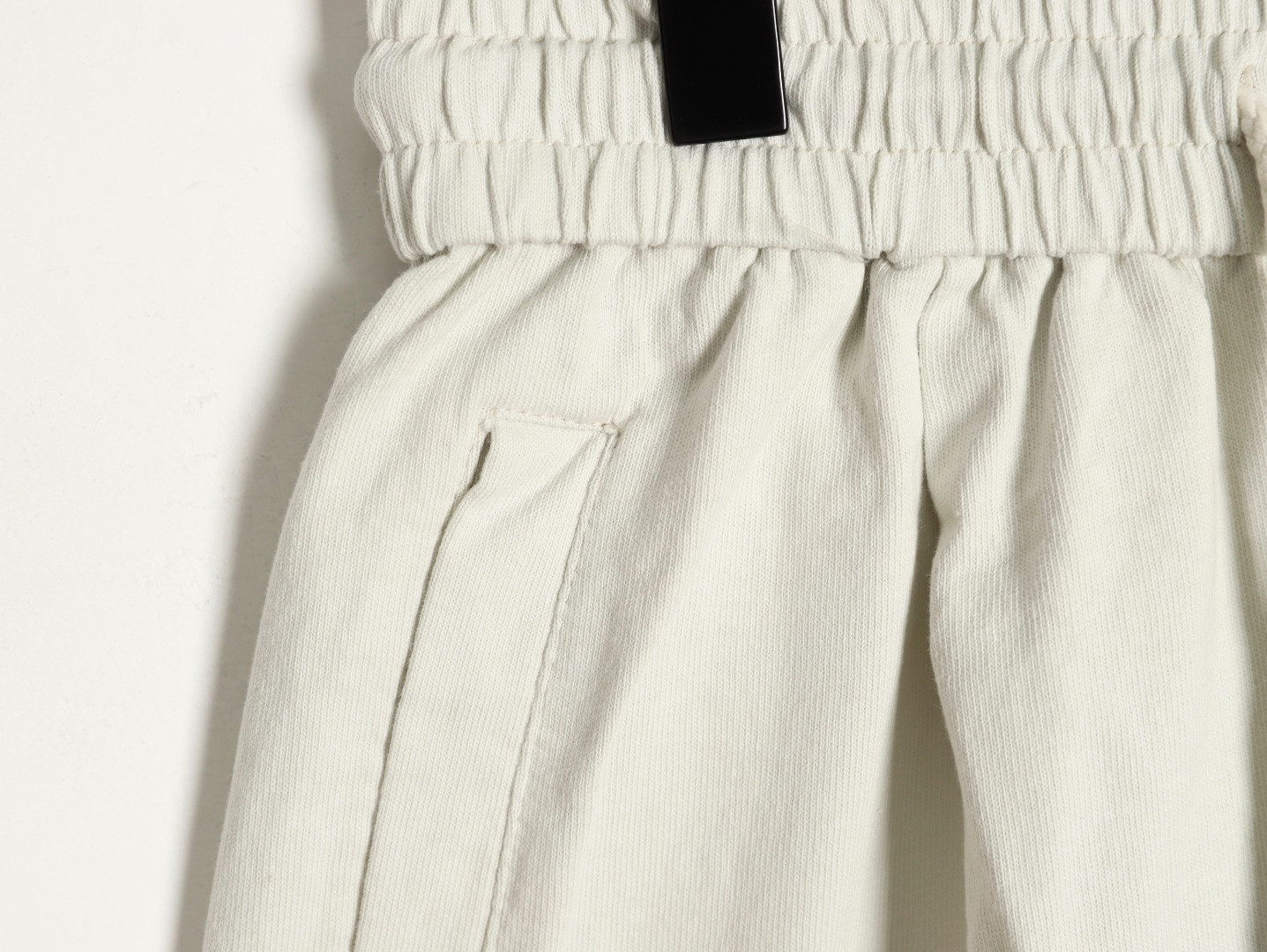 Ch**me He**ts 25ss shorts