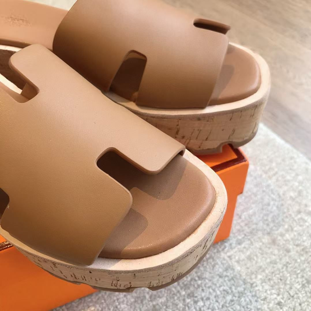 ua H**mes eze 30 sandal