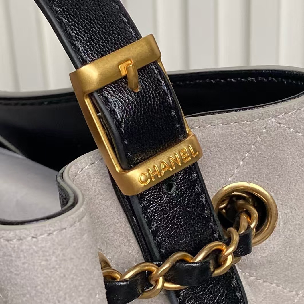 Ch*el small shopping bag as5634 24x36x14cm