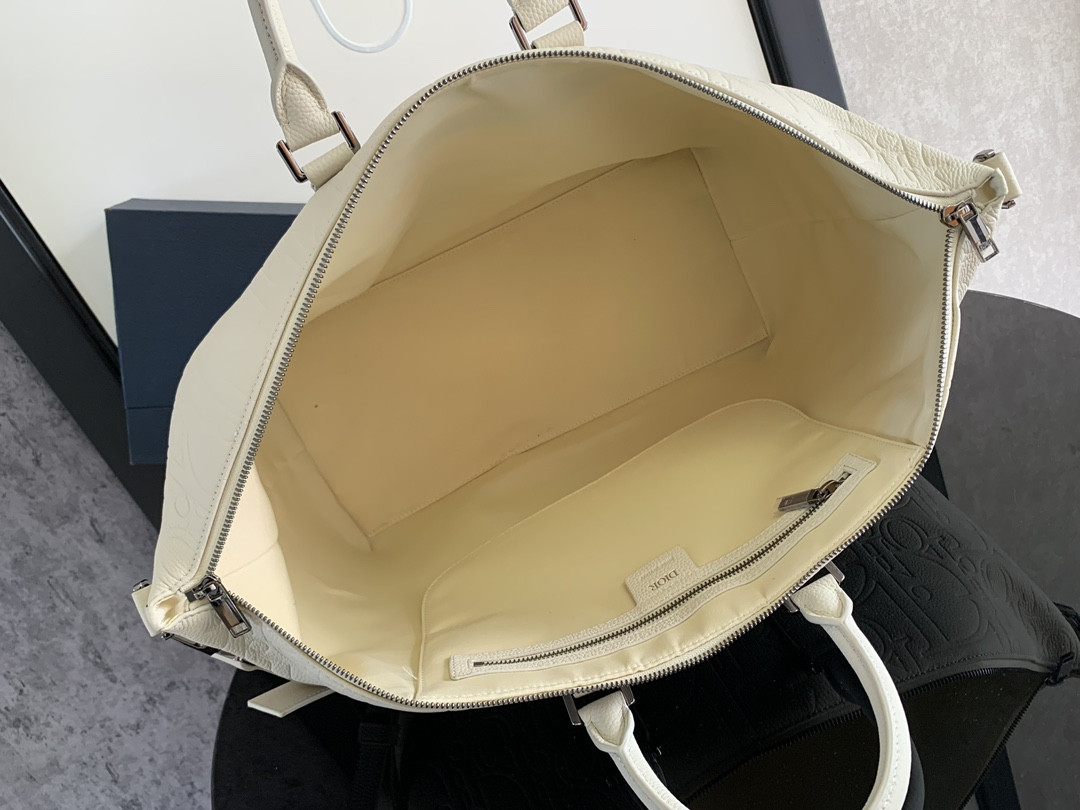 D*or weekender 40 beige D*or gravity leather and beige grained calfskin 57.5 x 34.5 x 22 cm