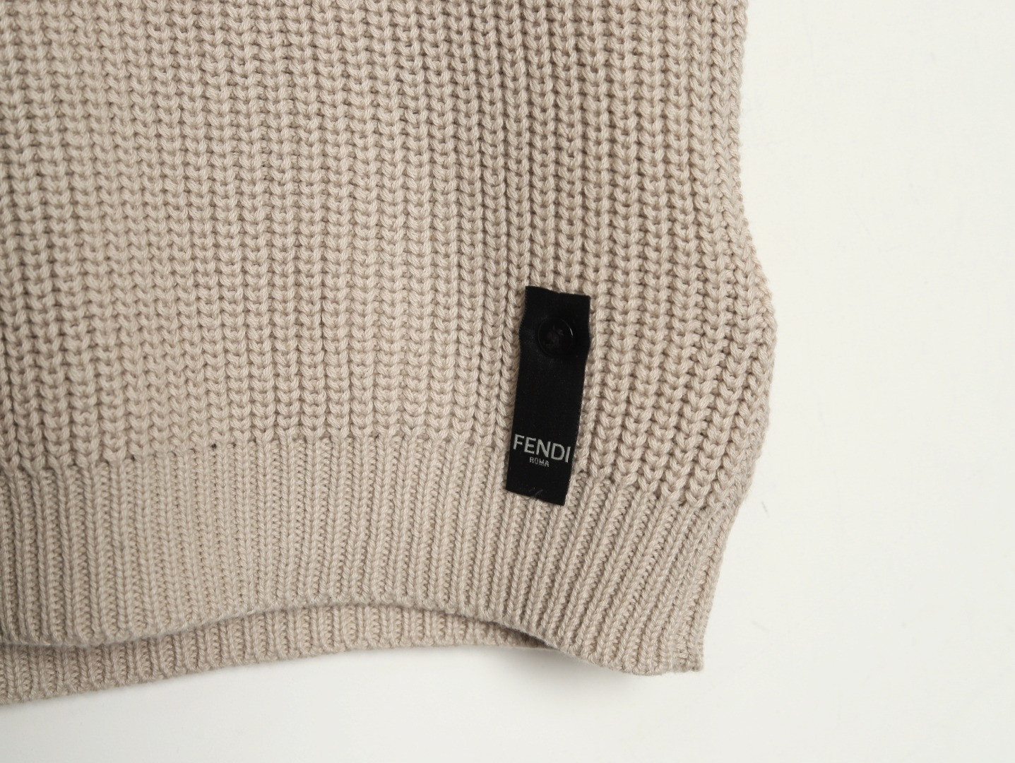 F**di fd knitting short-sleeved