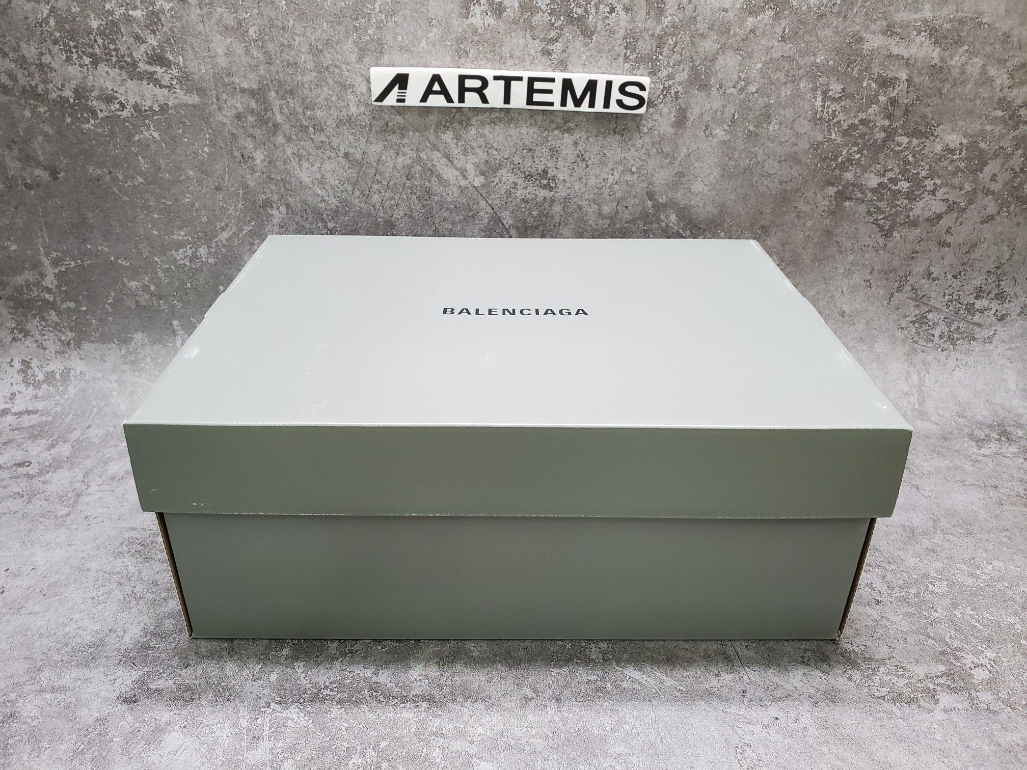 Balenciga Triple S White Pink