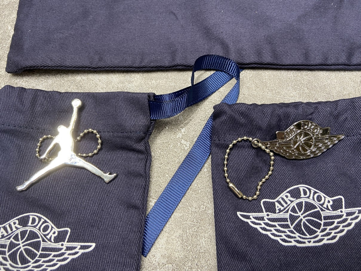 air jordan 1 retro high D*or (blue box version)