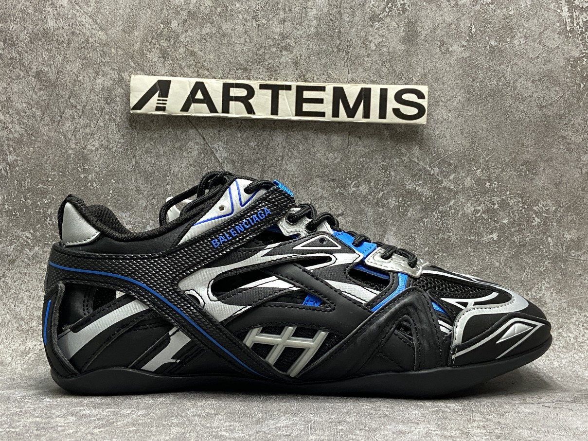 Balenciga Drive Sneaker 