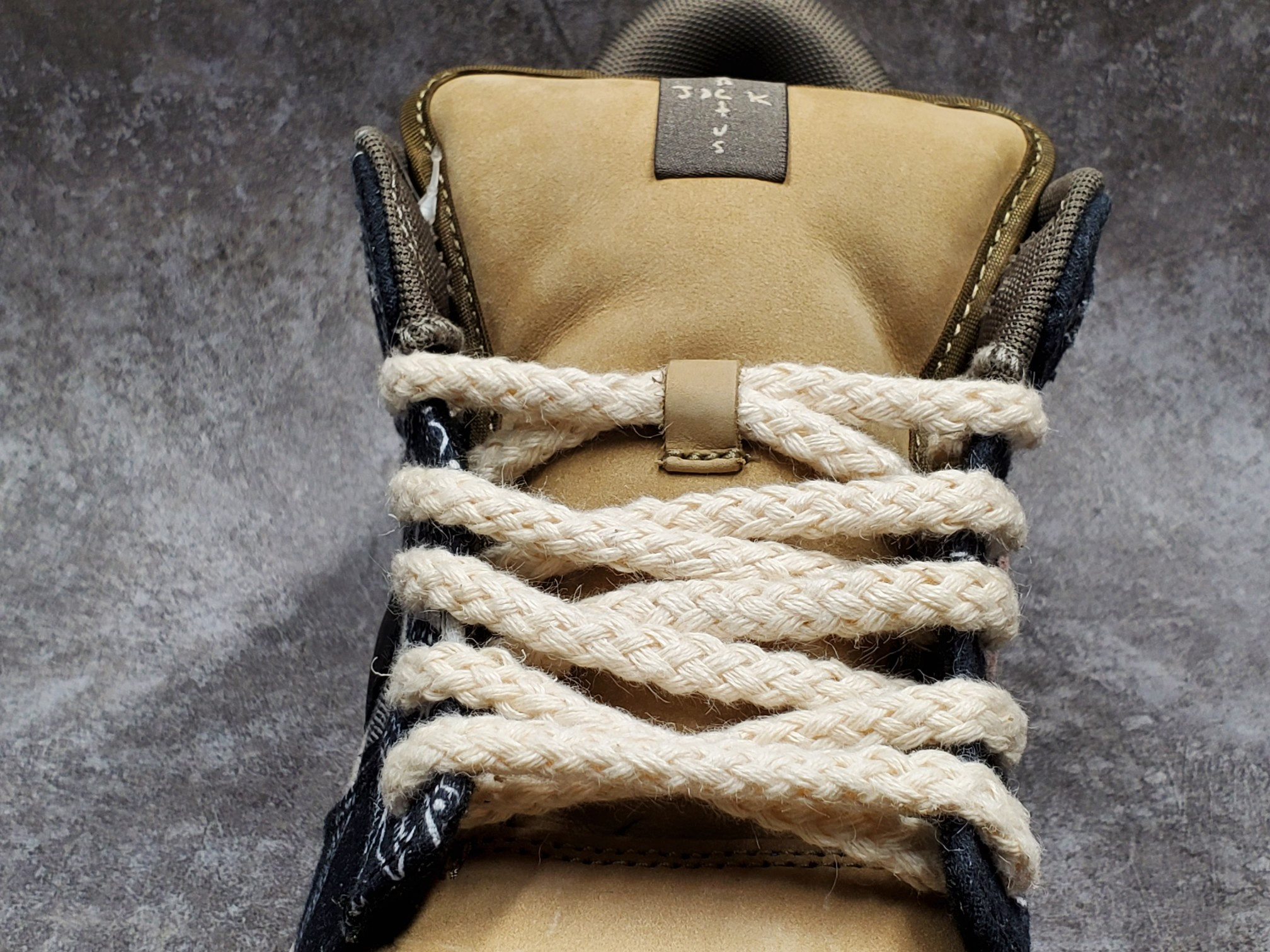 Nike SB Dunk Low Travis Scott (Special Box Edition)