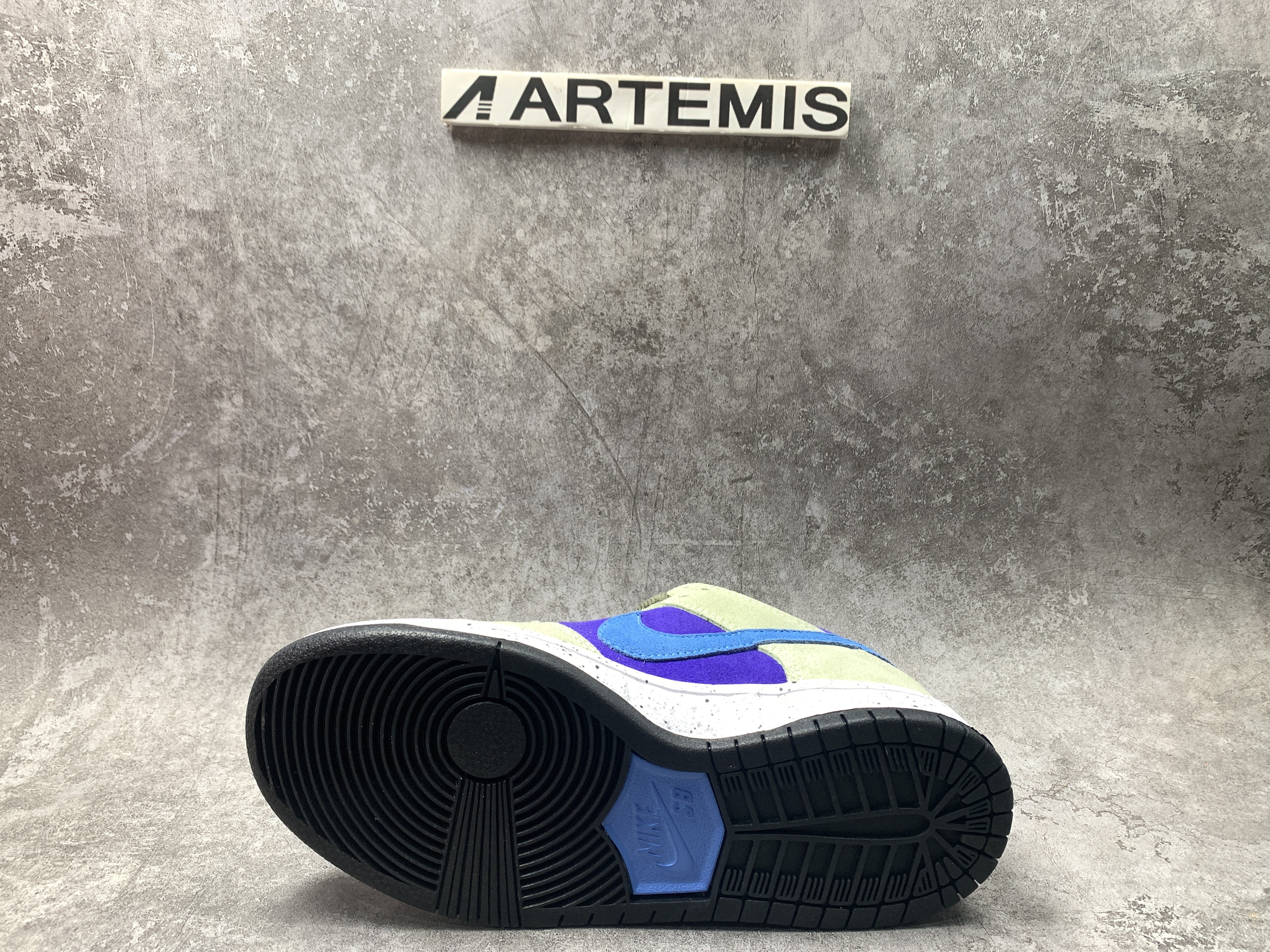 Nike Dunk Low SB Celadon