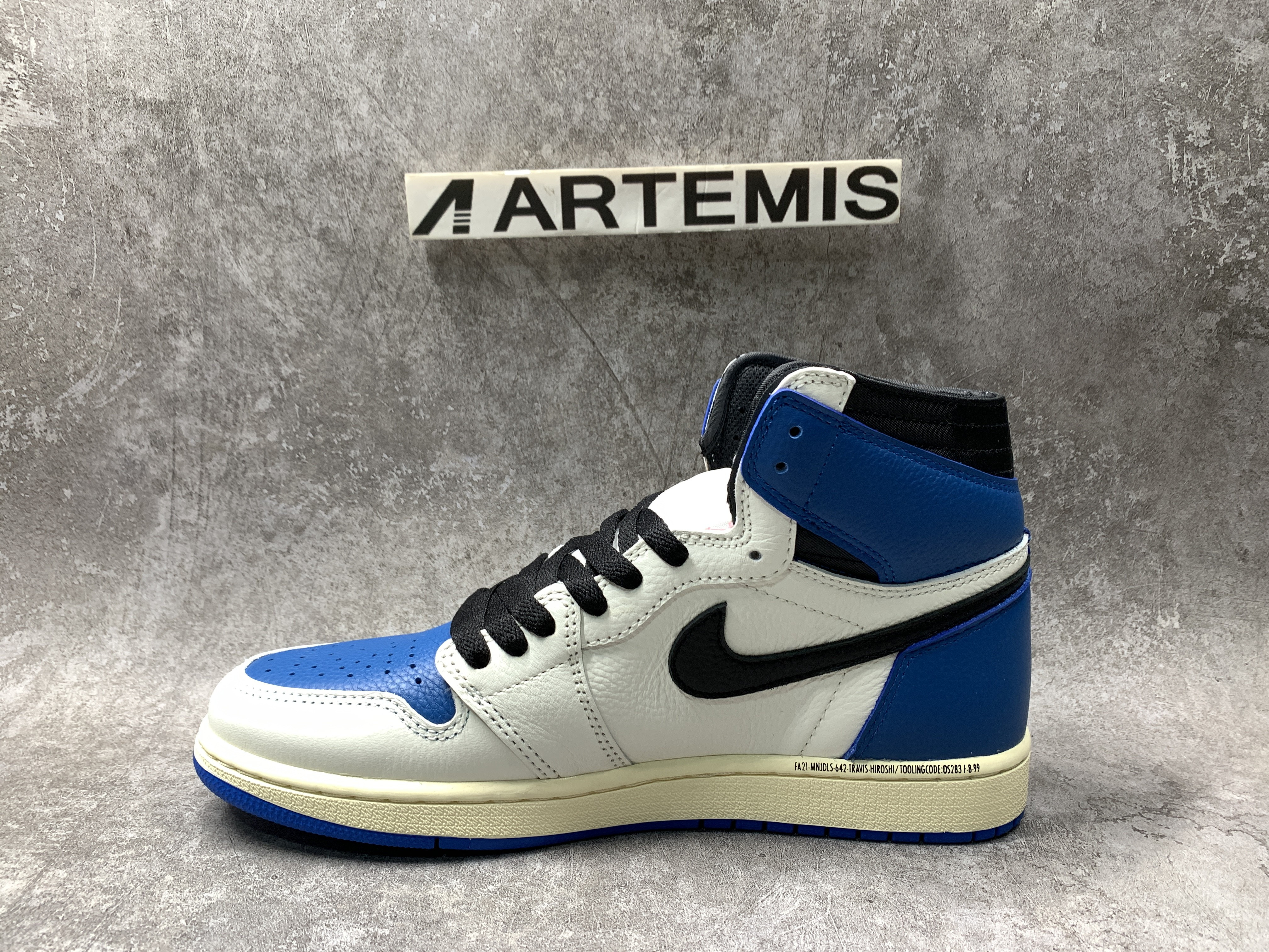Air Jordan 1 Retro High x Travis Scott x Fragment