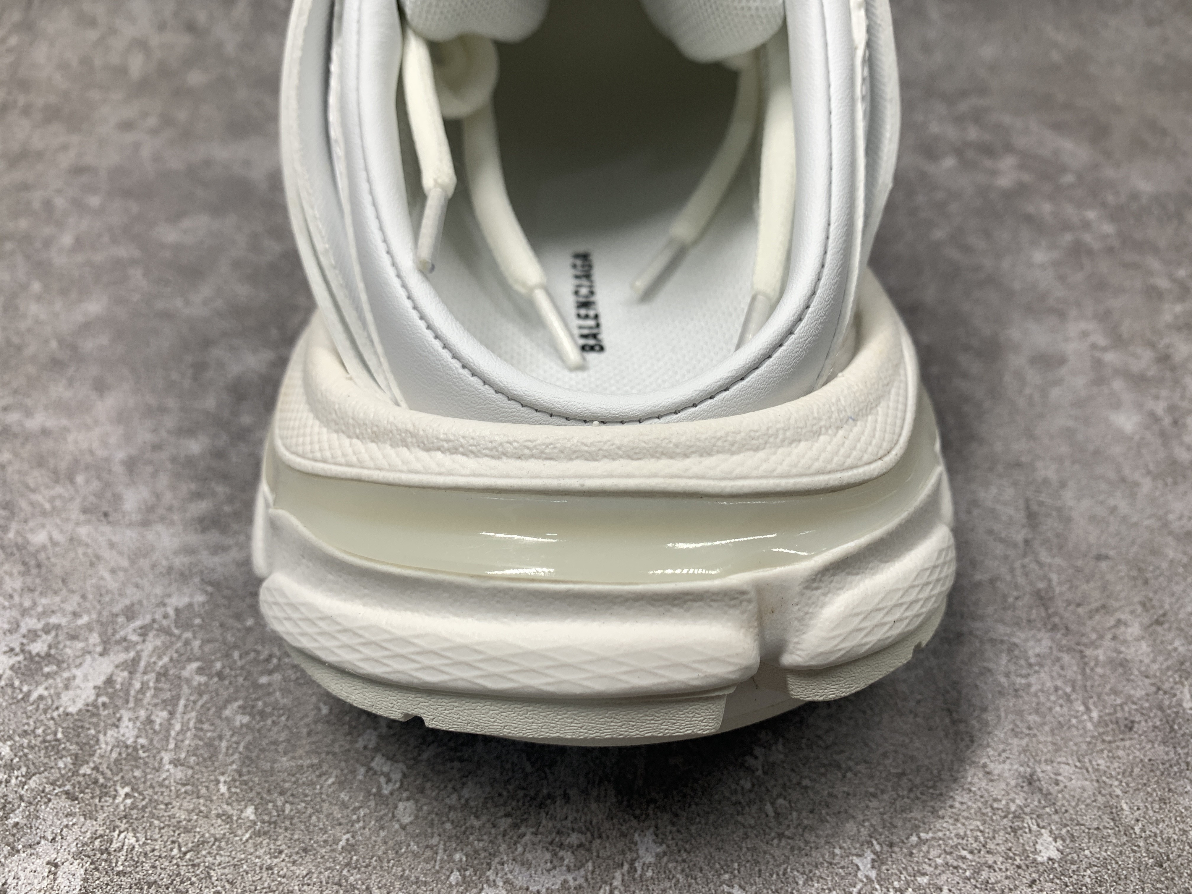Balenciga Track Mule White