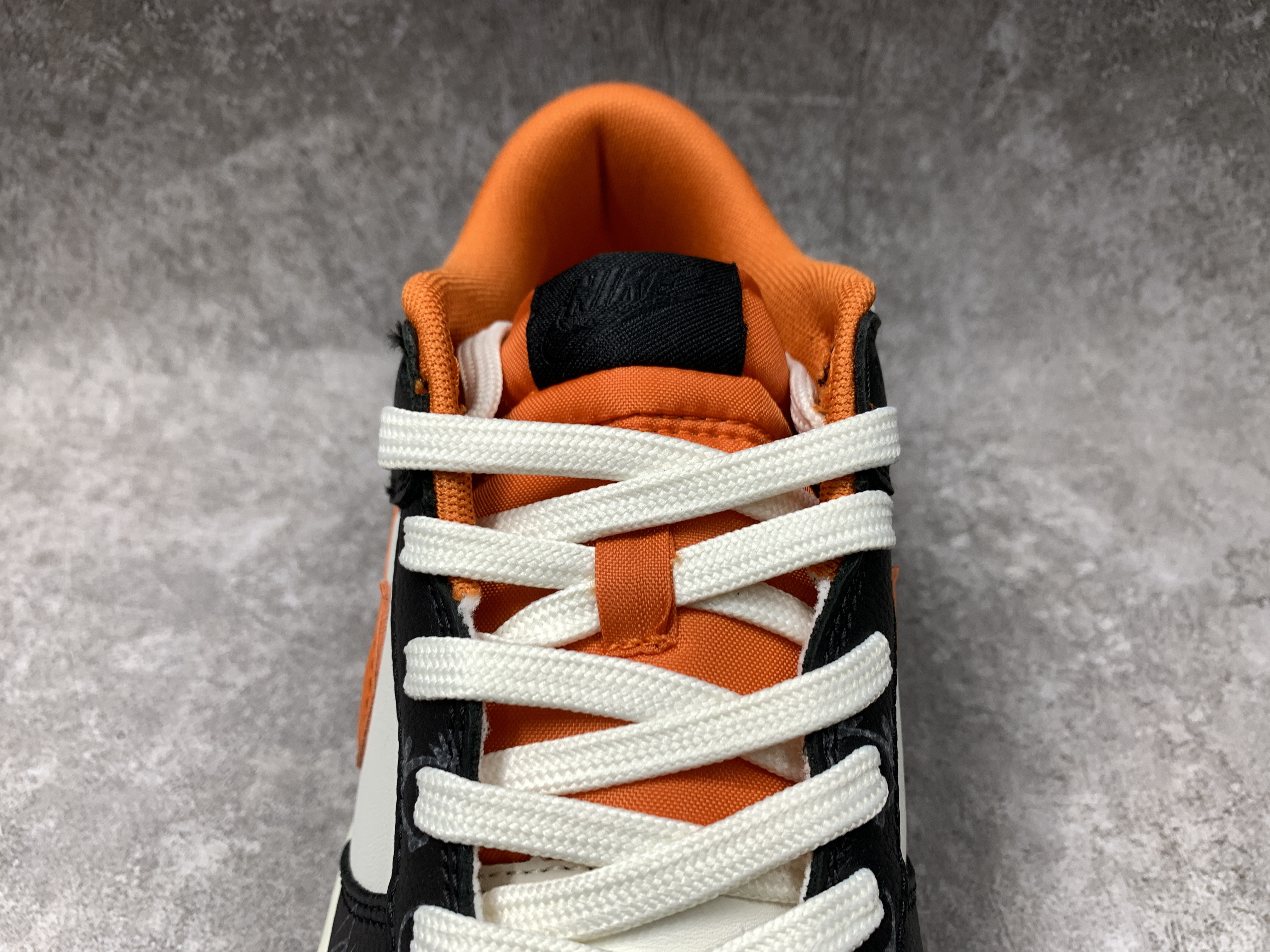 Nike Dunk Low Halloween