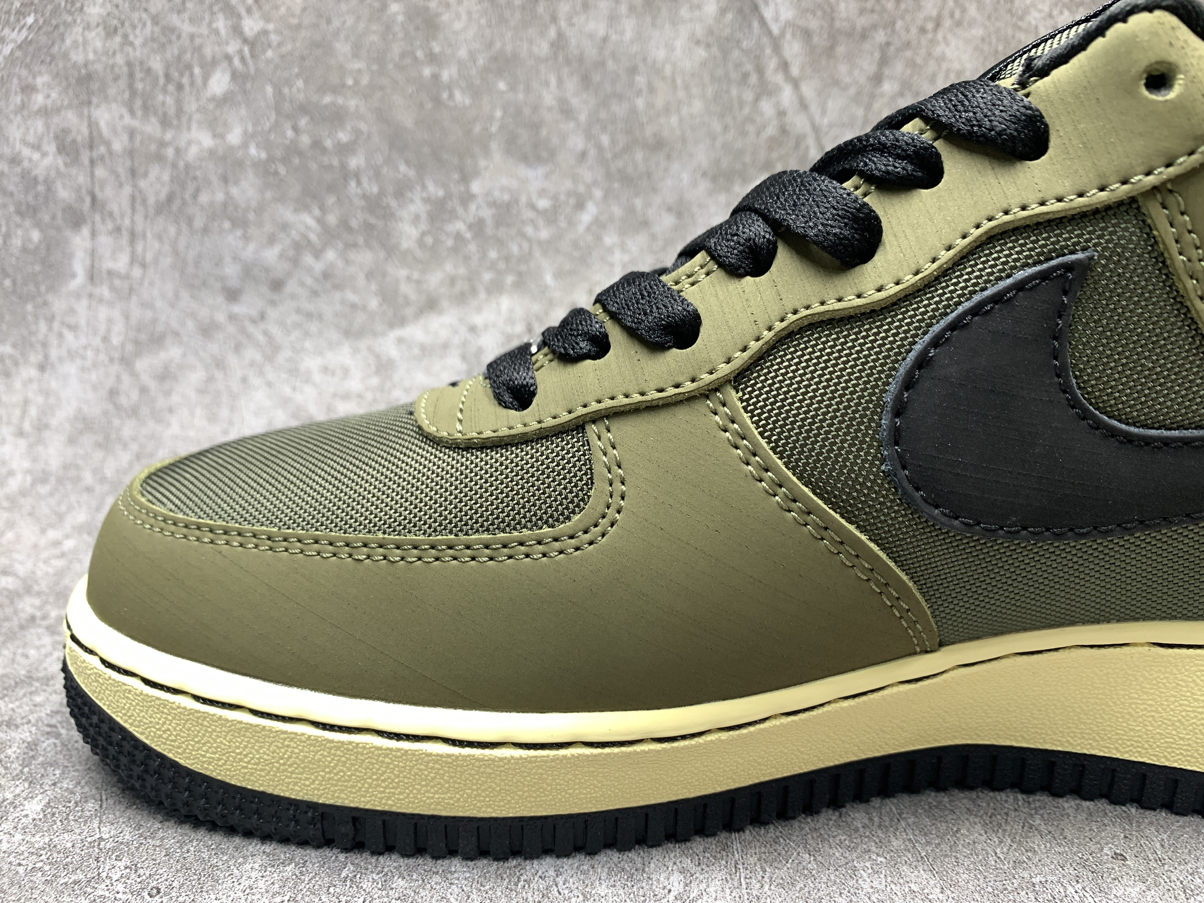 Nike Air Force 1 Low SP UNDEFEATED Ballistic Dunk vs AF1