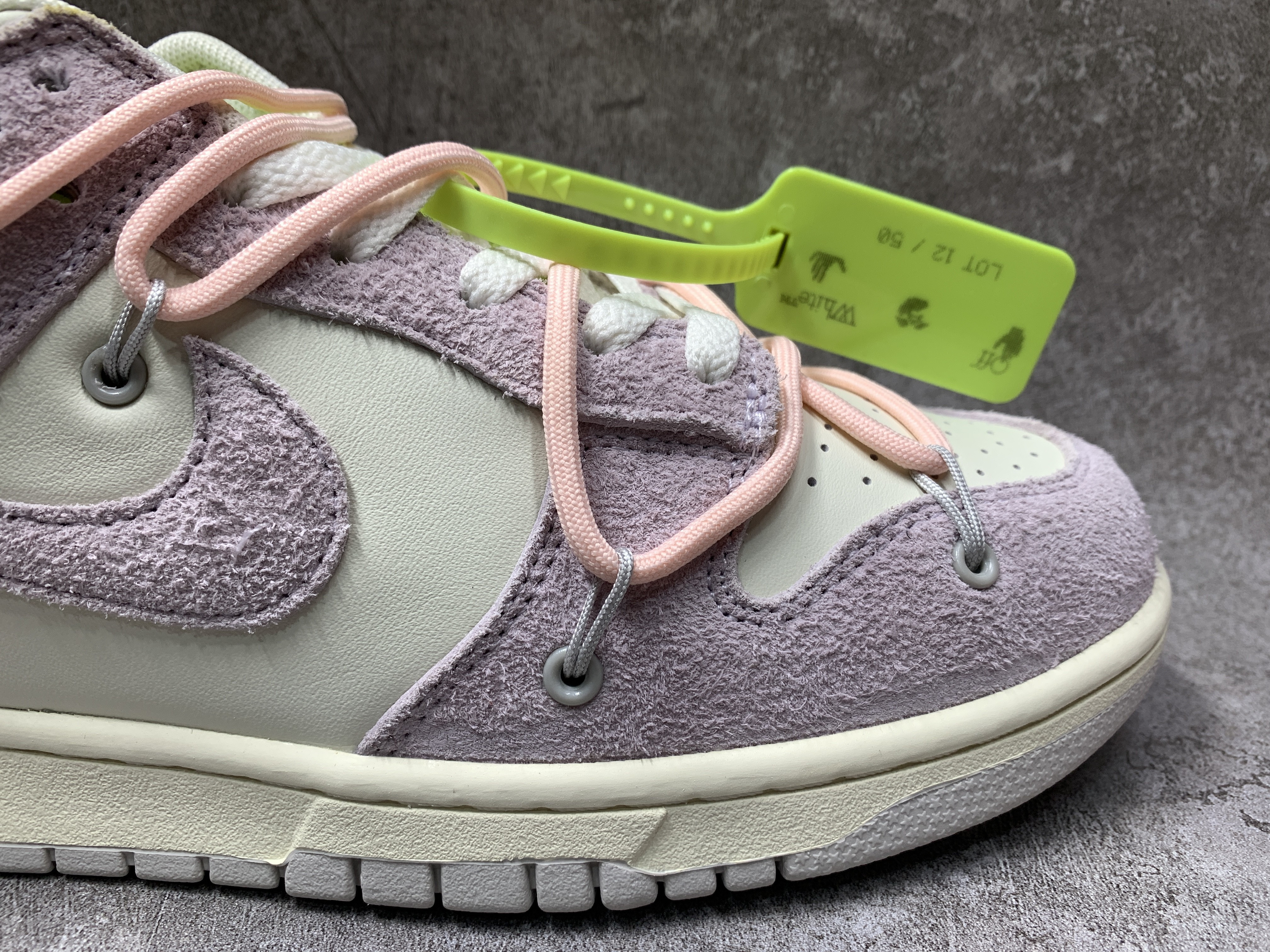 Off-White x Dunk Low 