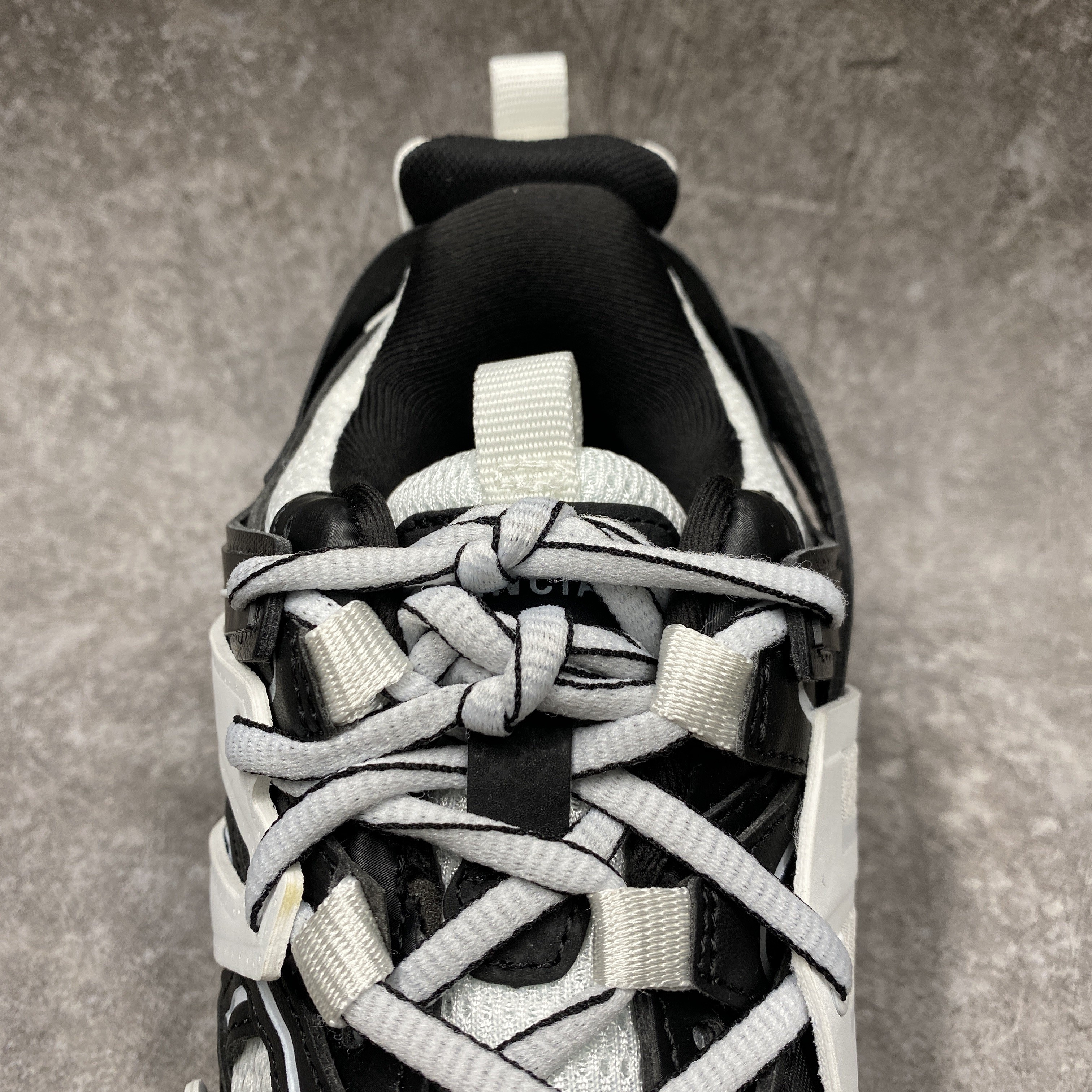 Balenciga Track Sneaker Clear Sole White Black