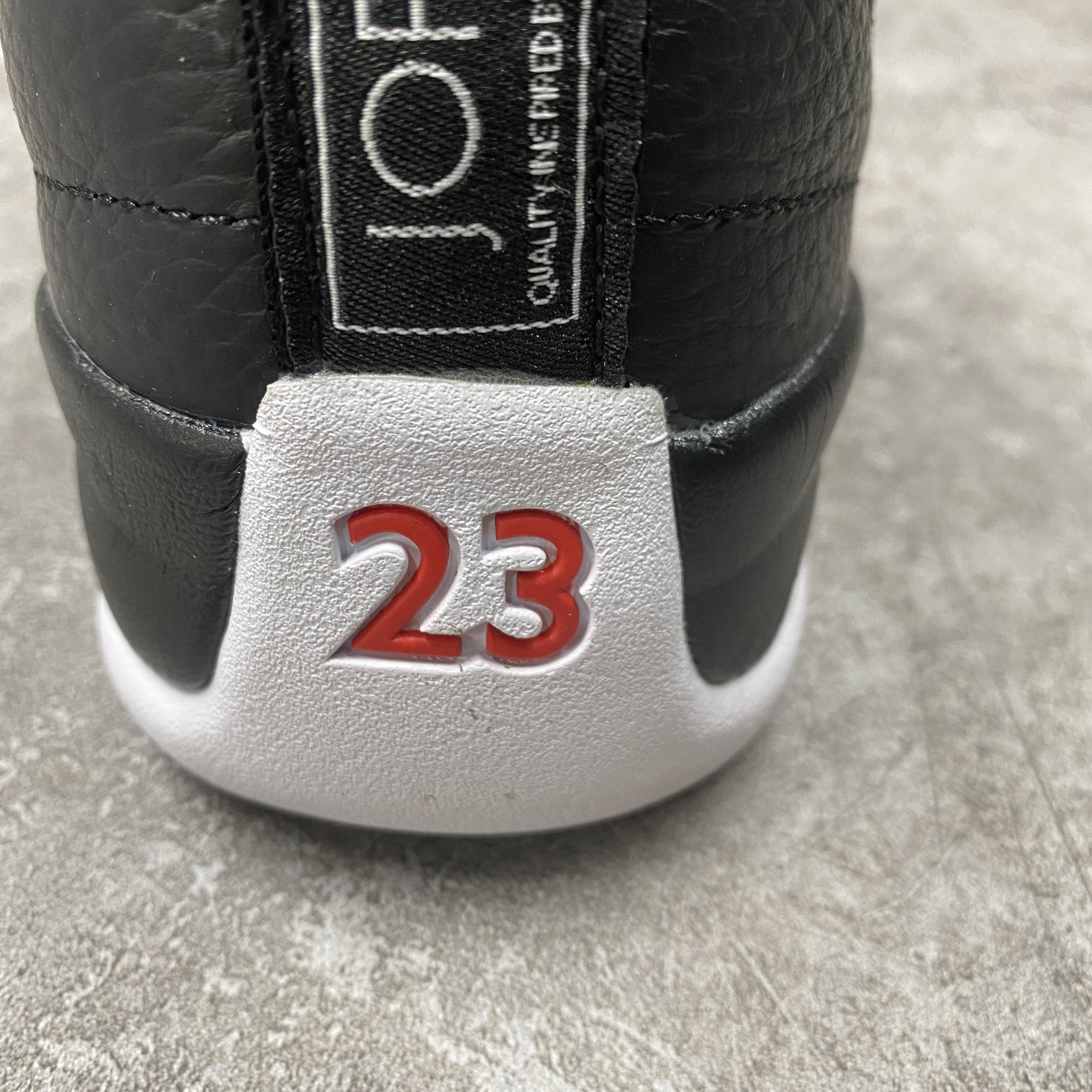 Air Jordan 12 Retro Playoffs (2022)