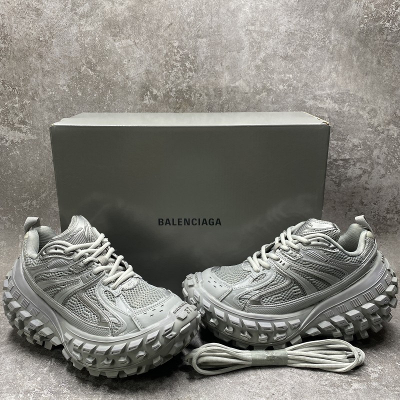 Balenciga Defender Grey