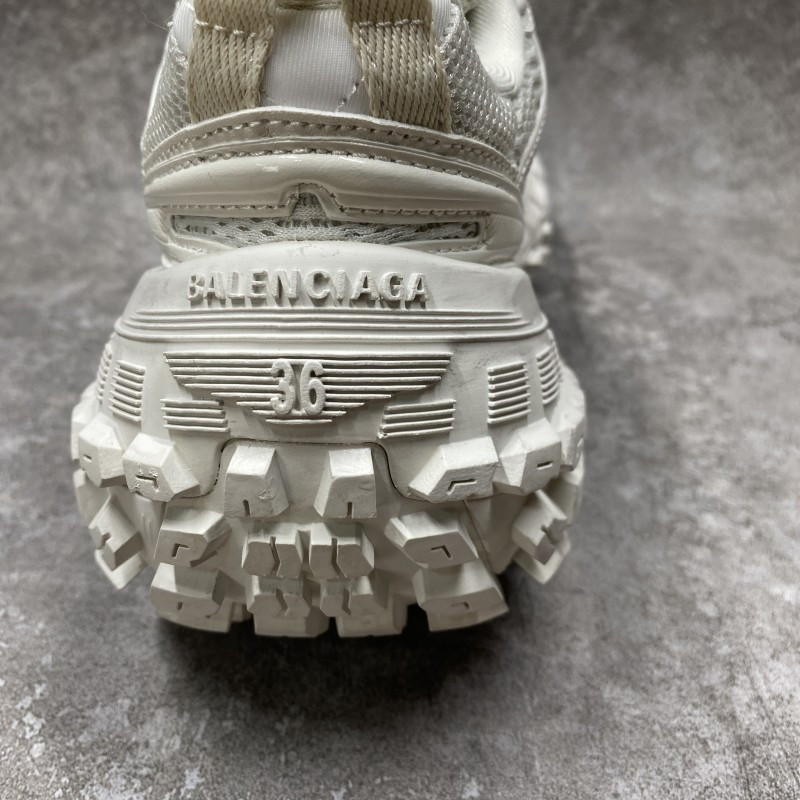 Ba*len*cia*ga defender sneaker light beige