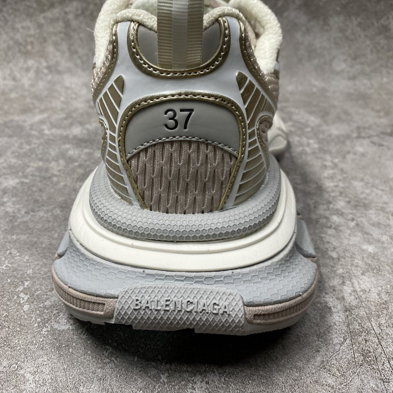Balenciga 3XL SneakerS in Champagne Gold