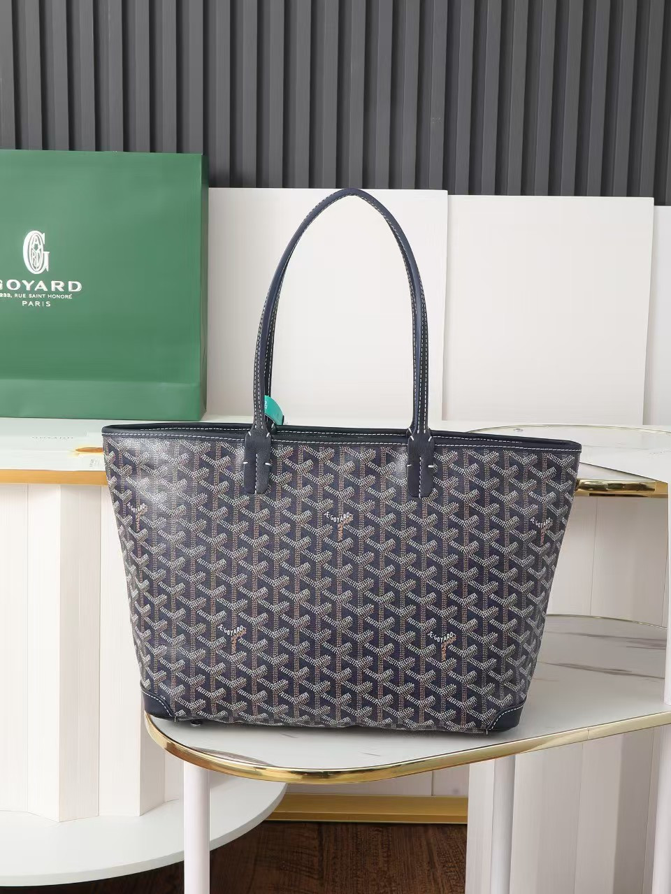 Go*ard artois bag 25 x14 x30cm