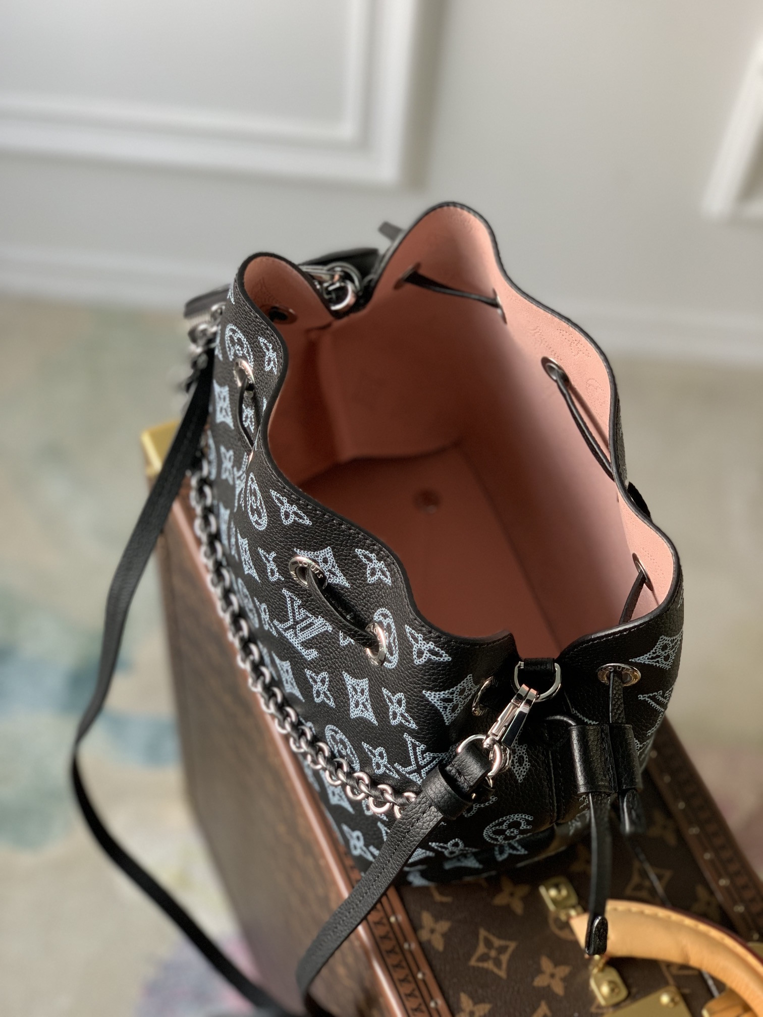 LV BELLA TOTE M59200