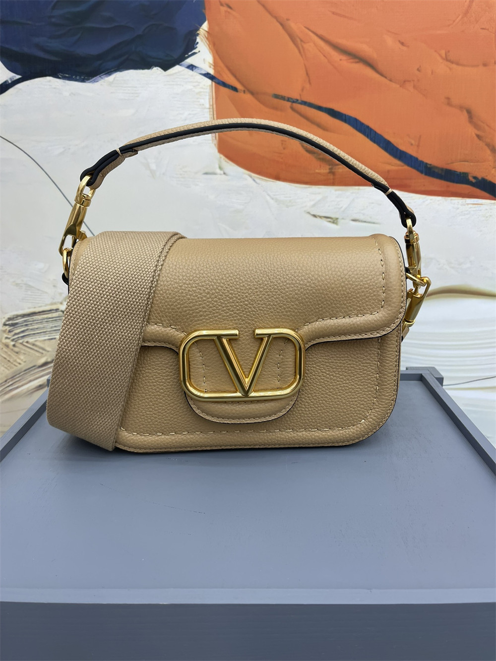 VALENTINO GARAVANI ALLTIME GRAINY CALFSKIN SHOULDER BAG APRICOT