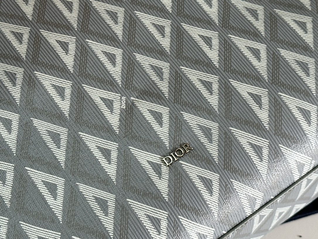 D*or safari tote bag gray in grained calfskin 15.5 x 14 x 4.5 inches