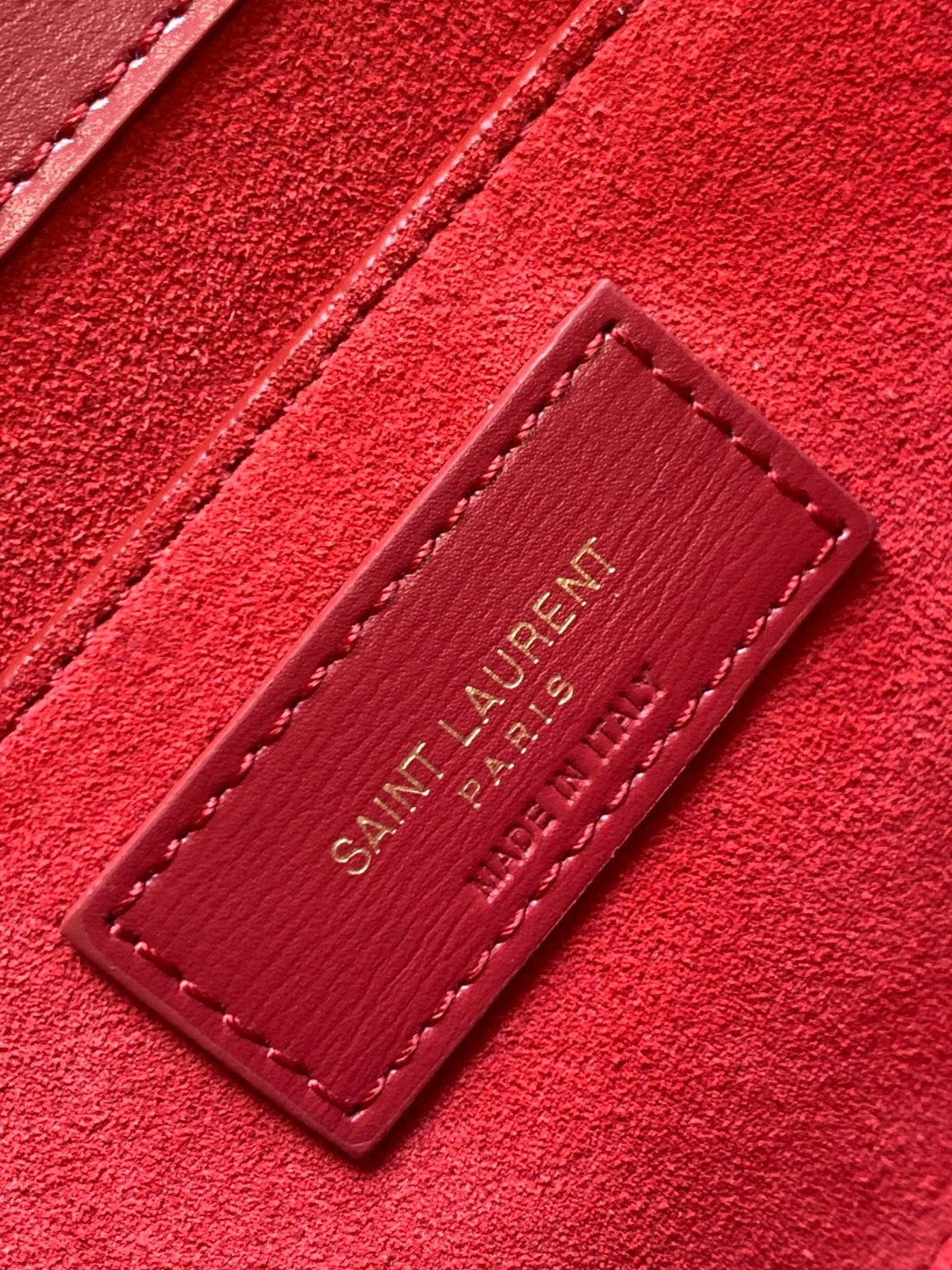 Y*L sunset large in smooth leather red 10.6 x 7 x 3.1 inches