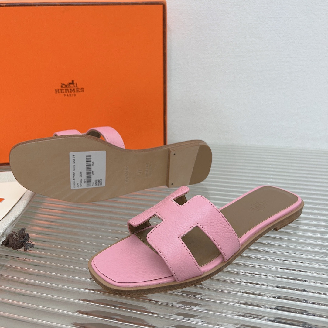 UA Hermès Oran sandal
