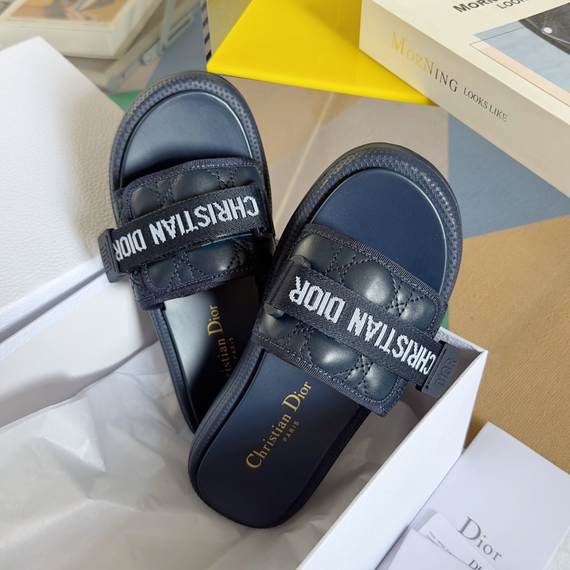 ua D*oriviera dio(r)evolution slide deep blue