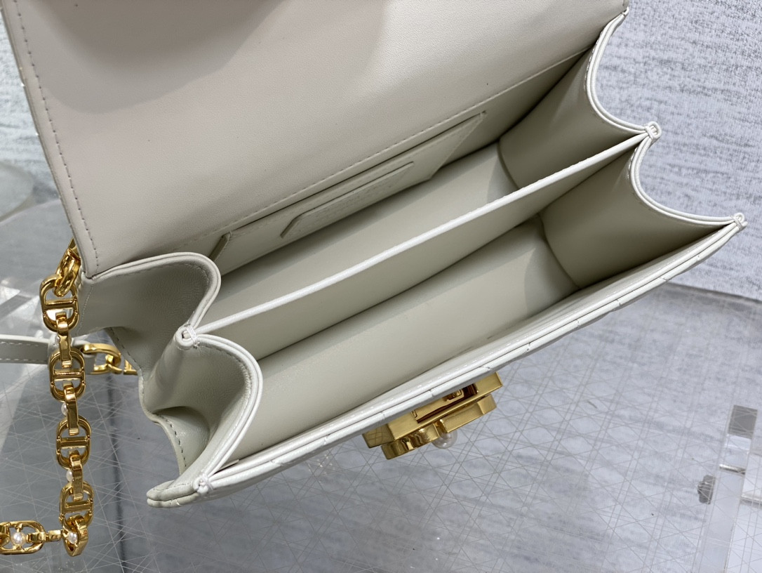 D*or small ange bag latte macrocannage calfskin 20 x 12 x 5 cm