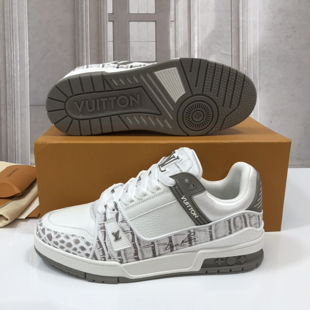 UA LV Trainer Sneaker