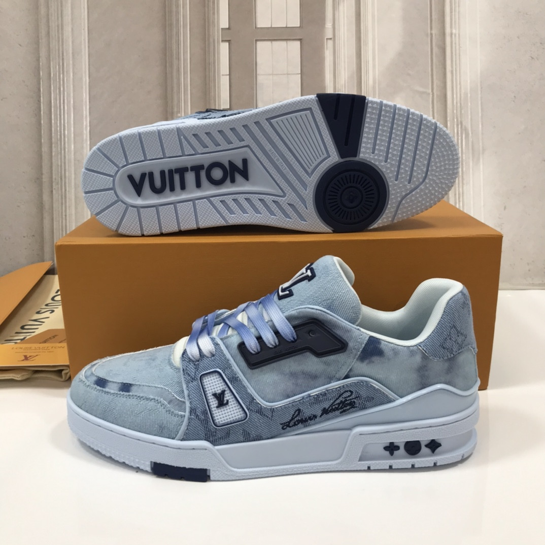 UA LV Trainer Sneaker