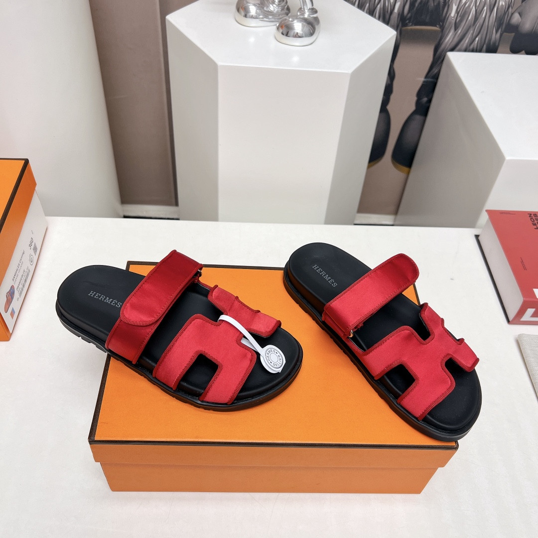 UA Hermès Chypre sandal