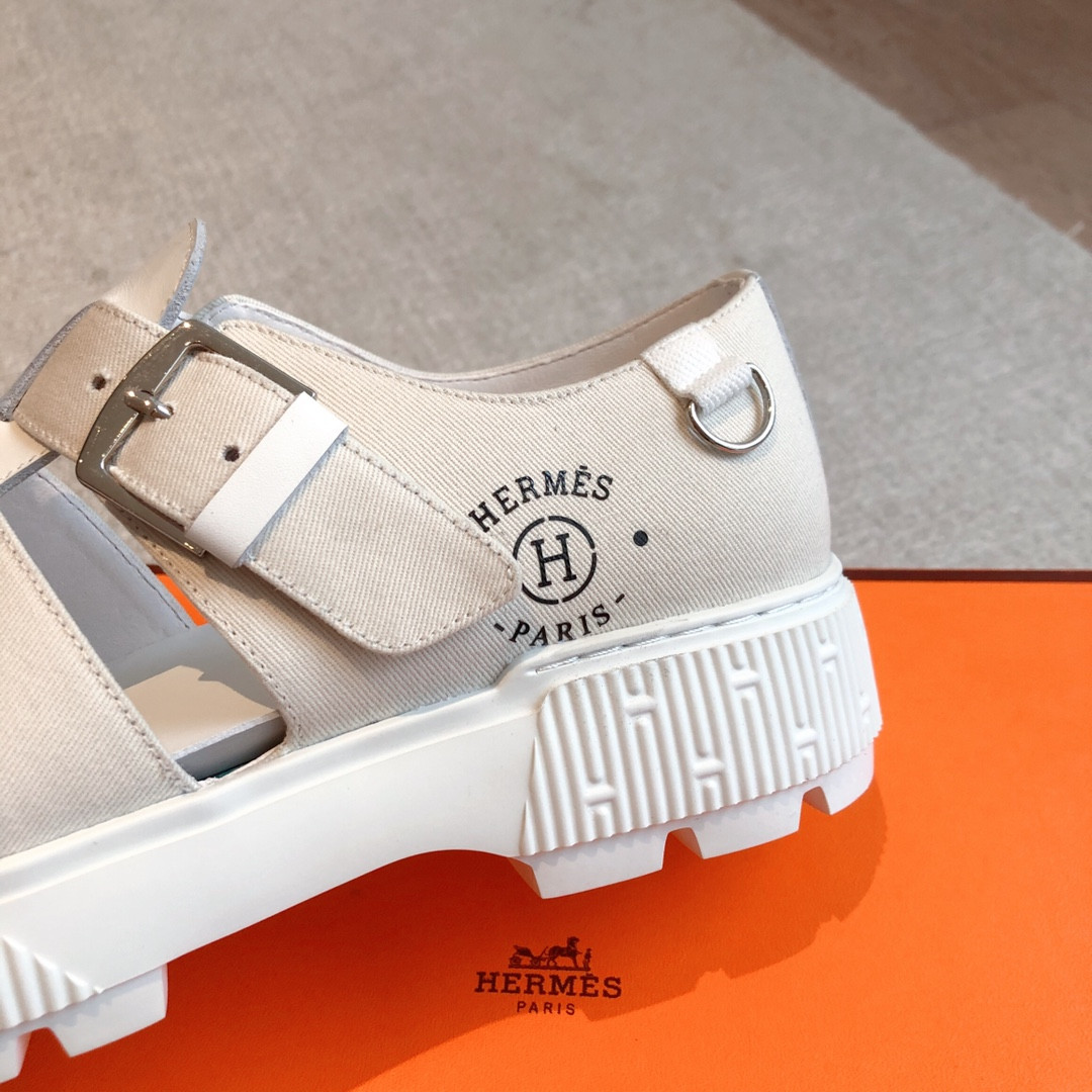 UA Hermès Item sandal