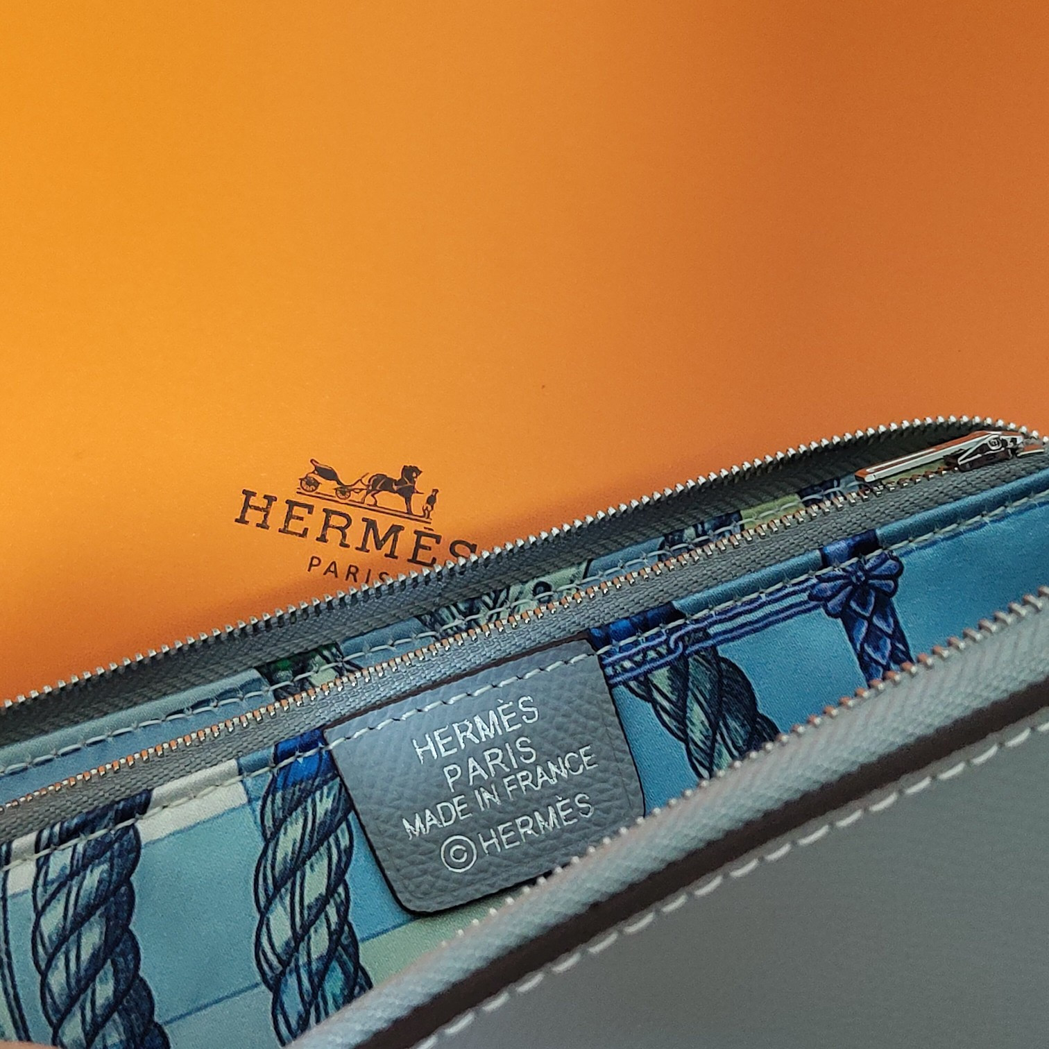Hermès Long Wallet 20x11cm