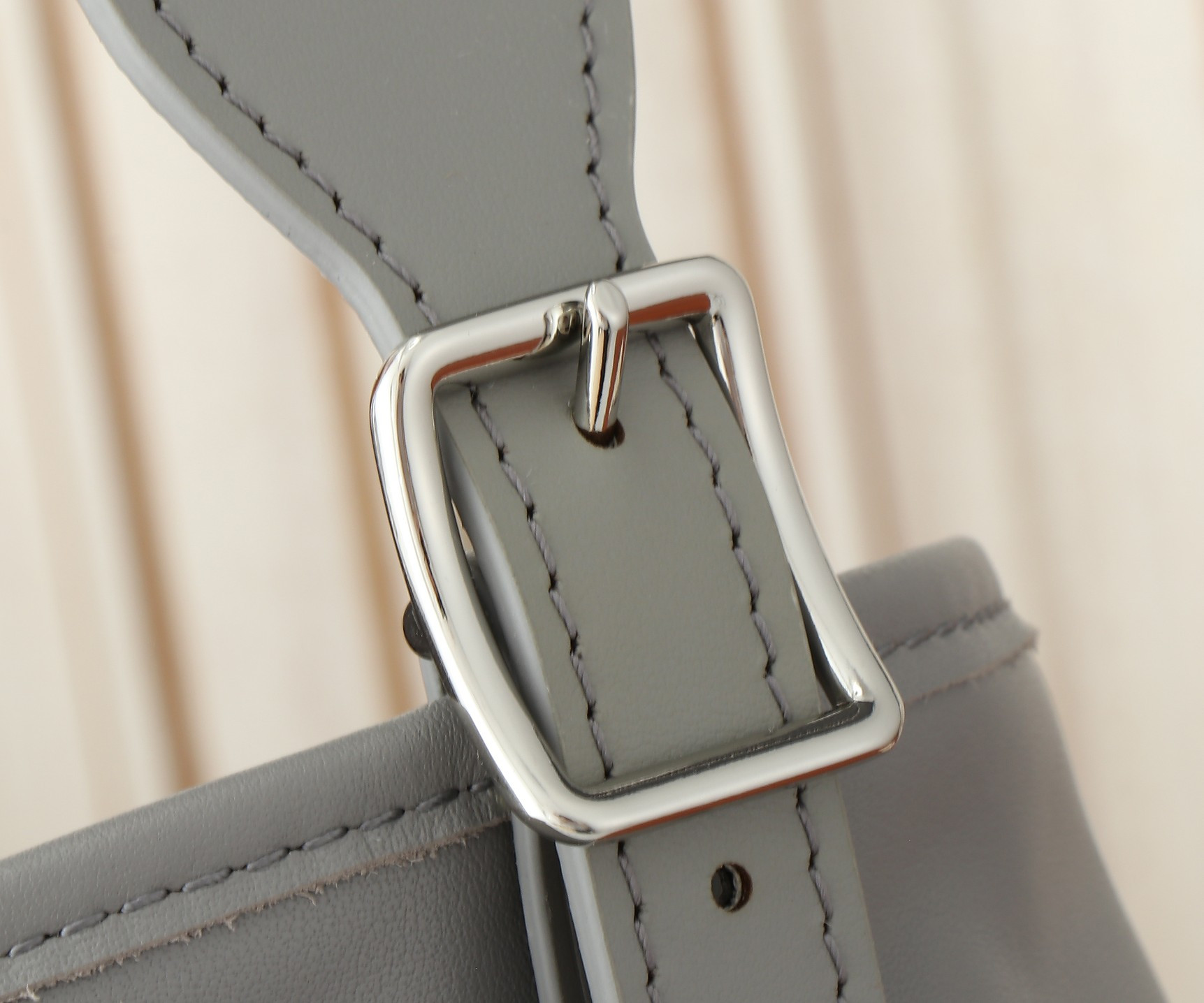 LV CarryAll Dark M12583 39x30x15CM