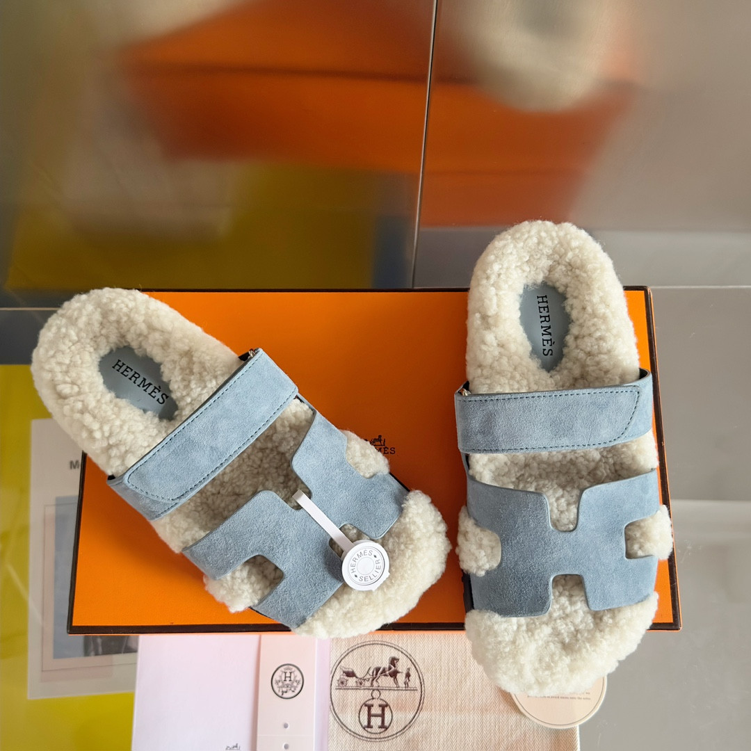 UA Hermès Chypre sandal