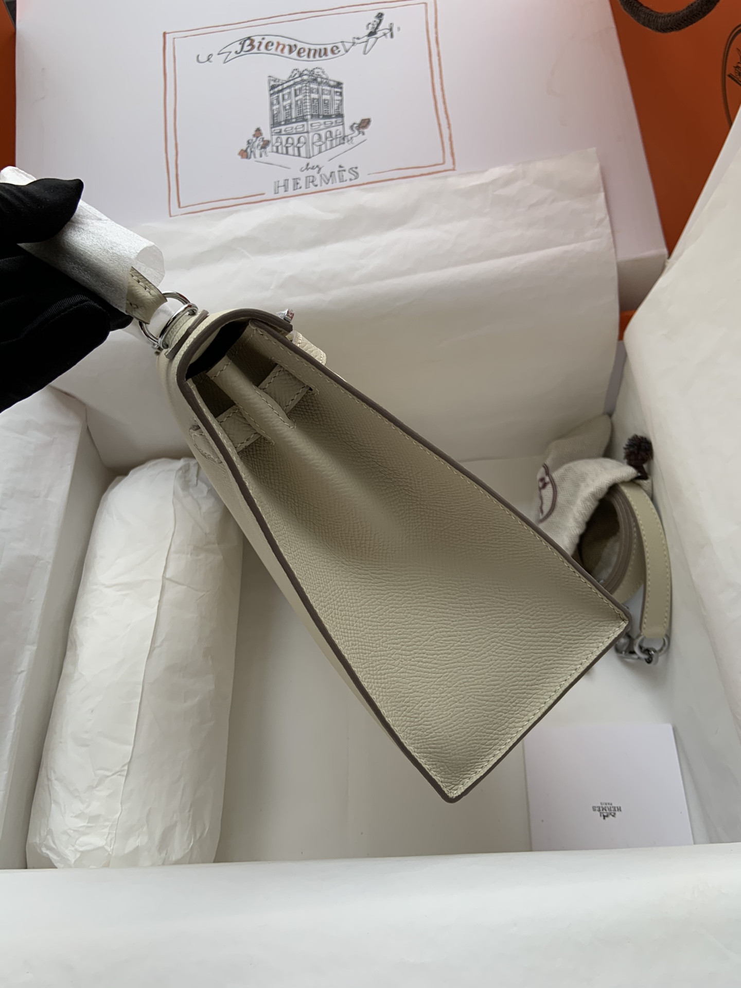 HERMÈS Kelly Silver-tone Hardware 25 28