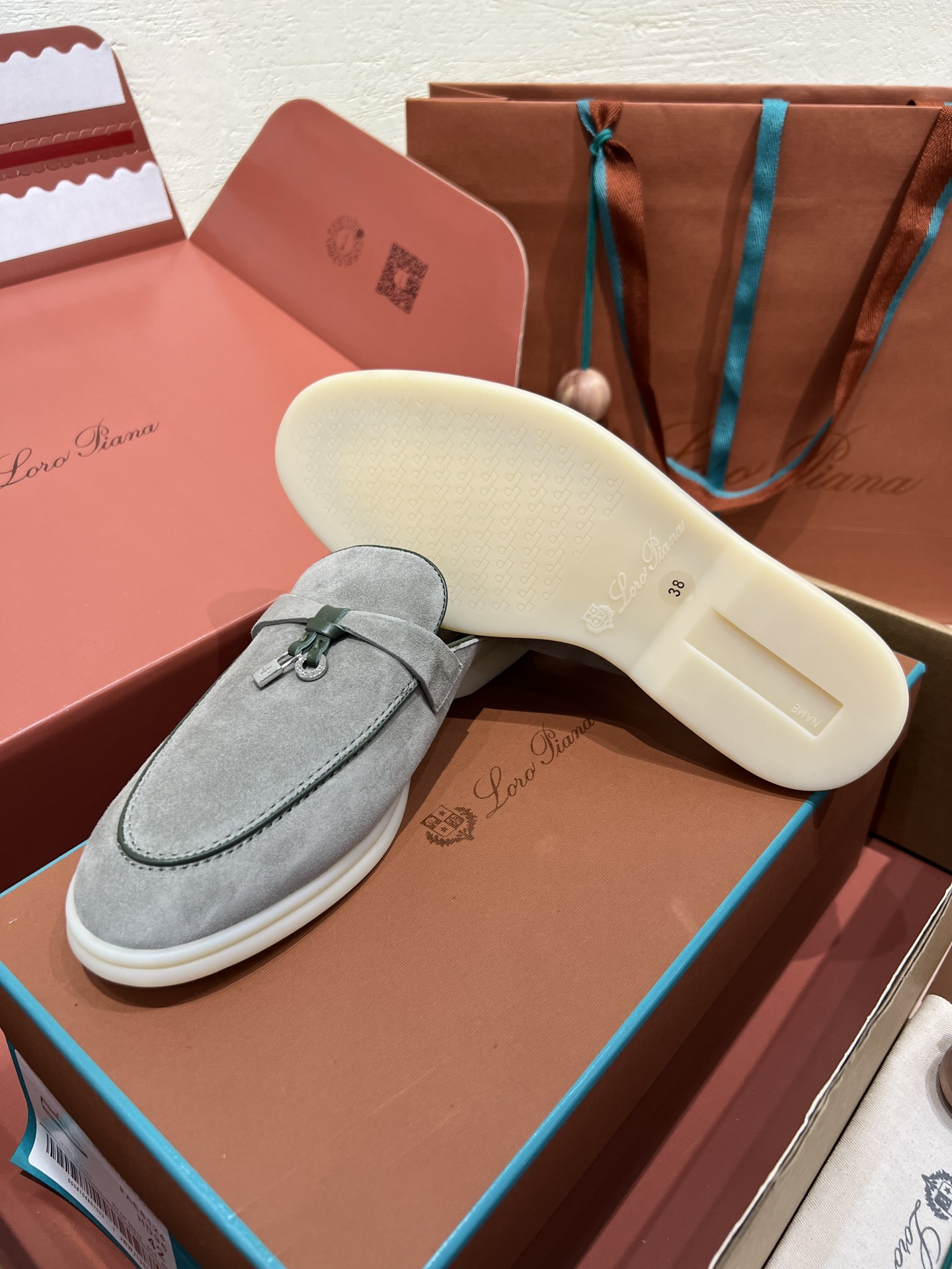 ua L**o p*ana babouche charms walk loafers