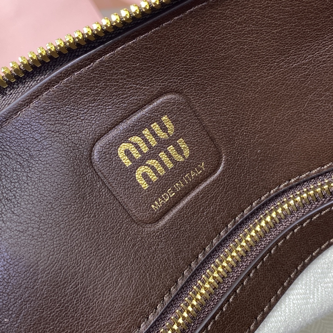 Miu Miu Aventure nappa leather top-handle bag 17x33x11cm