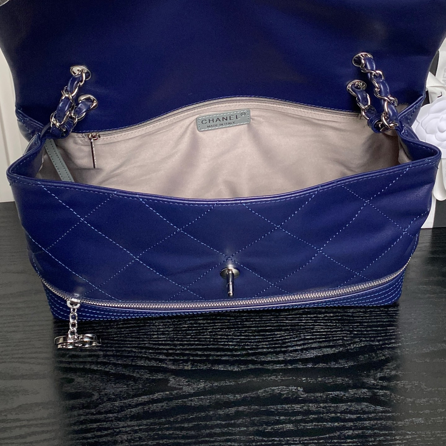 Ch*el vintage graffiti tote airport bag 36x24x12cm