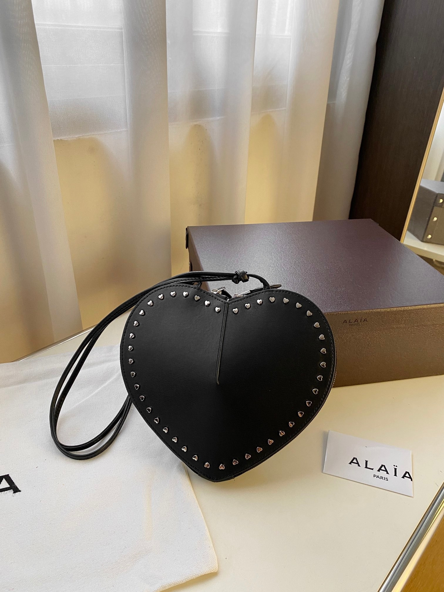 ALAÏA Le Coeur Heart Bag 18.5x20.5x5cm